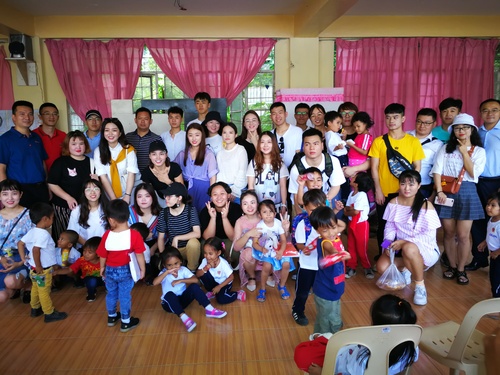 2018赴菲律宾莱西姆大学贫困家庭支持计划调研