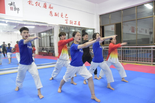 拼搏在线(中国)唯一官方网站体育学院：专业建设谱新篇 综合育人结硕果